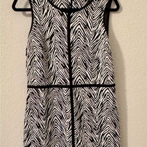 Black and White Patterned Women's Dress